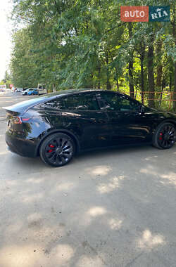 Внедорожник / Кроссовер Tesla Model Y 2021 в 