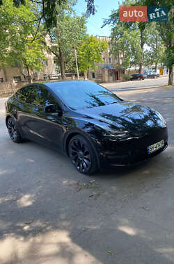 Внедорожник / Кроссовер Tesla Model Y 2021 в Одессе