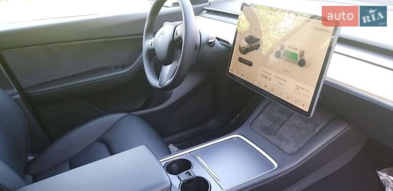 Позашляховик / Кросовер Tesla Model Y 2021 в Стрию
