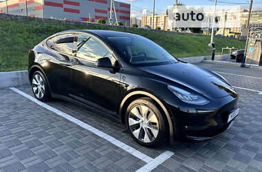 Внедорожник / Кроссовер Tesla Model Y 2021 в Киеве