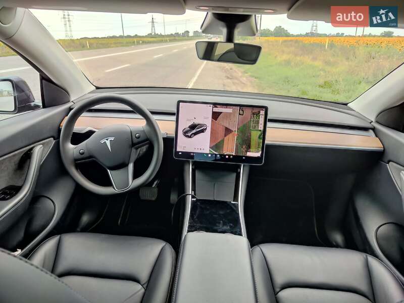 Позашляховик / Кросовер Tesla Model Y 2020 в Дніпрі