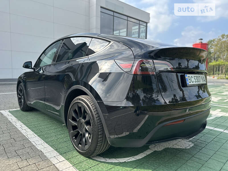 Внедорожник / Кроссовер Tesla Model Y 2021 в Львове