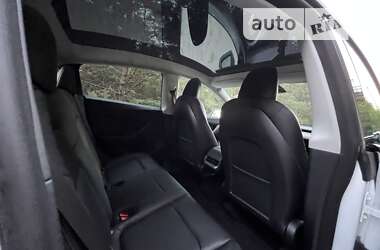 Внедорожник / Кроссовер Tesla Model Y 2022 в 