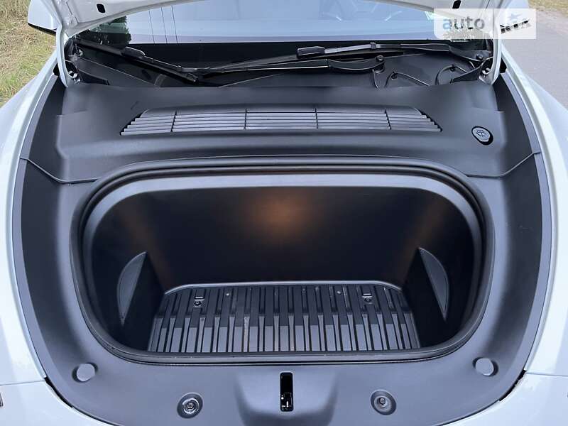 Внедорожник / Кроссовер Tesla Model Y 2022 в Ровно фото 39 Внедорожник / Кроссовер Tesla Model Y 2022 в Ровно