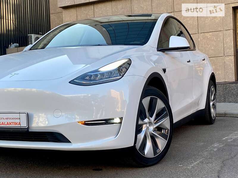 Внедорожник / Кроссовер Tesla Model Y 2022 в Одессе