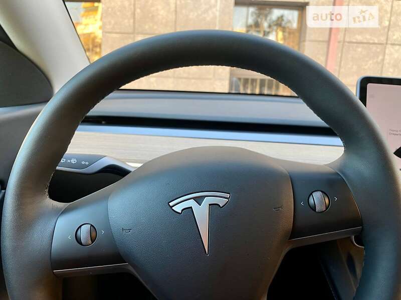 Внедорожник / Кроссовер Tesla Model Y 2022 в Одессе