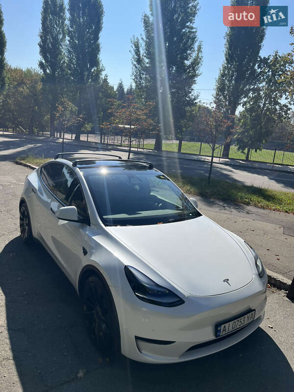 Tesla Model Y 2022 Tesla Model Y 2022