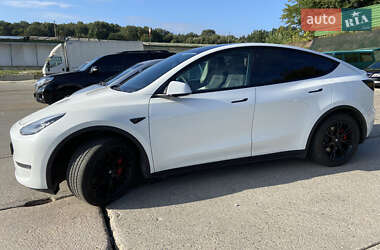 Позашляховик / Кросовер Tesla Model Y 2021 в Львові