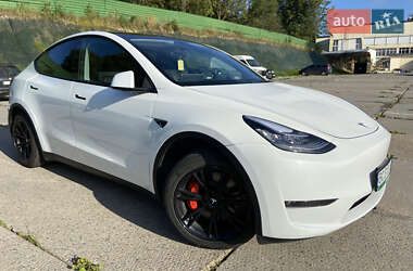 Позашляховик / Кросовер Tesla Model Y 2021 в Львові