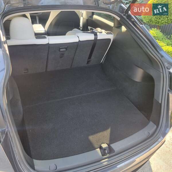 Внедорожник / Кроссовер Tesla Model Y 2020 в Тернополе