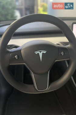 Позашляховик / Кросовер Tesla Model Y 2021 в Києві