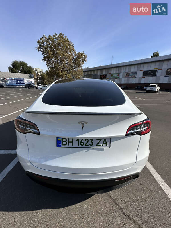 Внедорожник / Кроссовер Tesla Model Y 2022 в Одессе