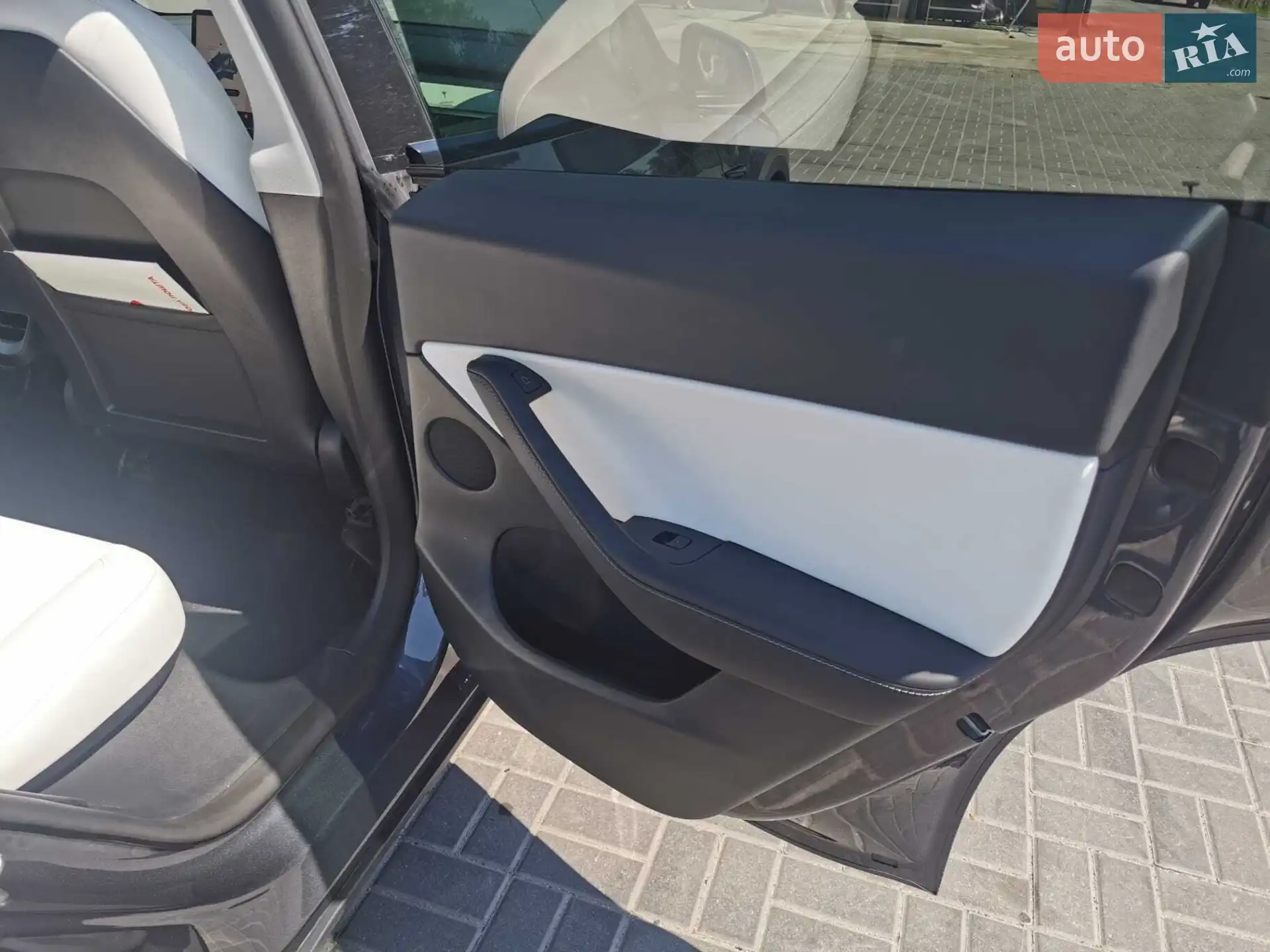 2022 Tesla Model Y - мініатюра 13