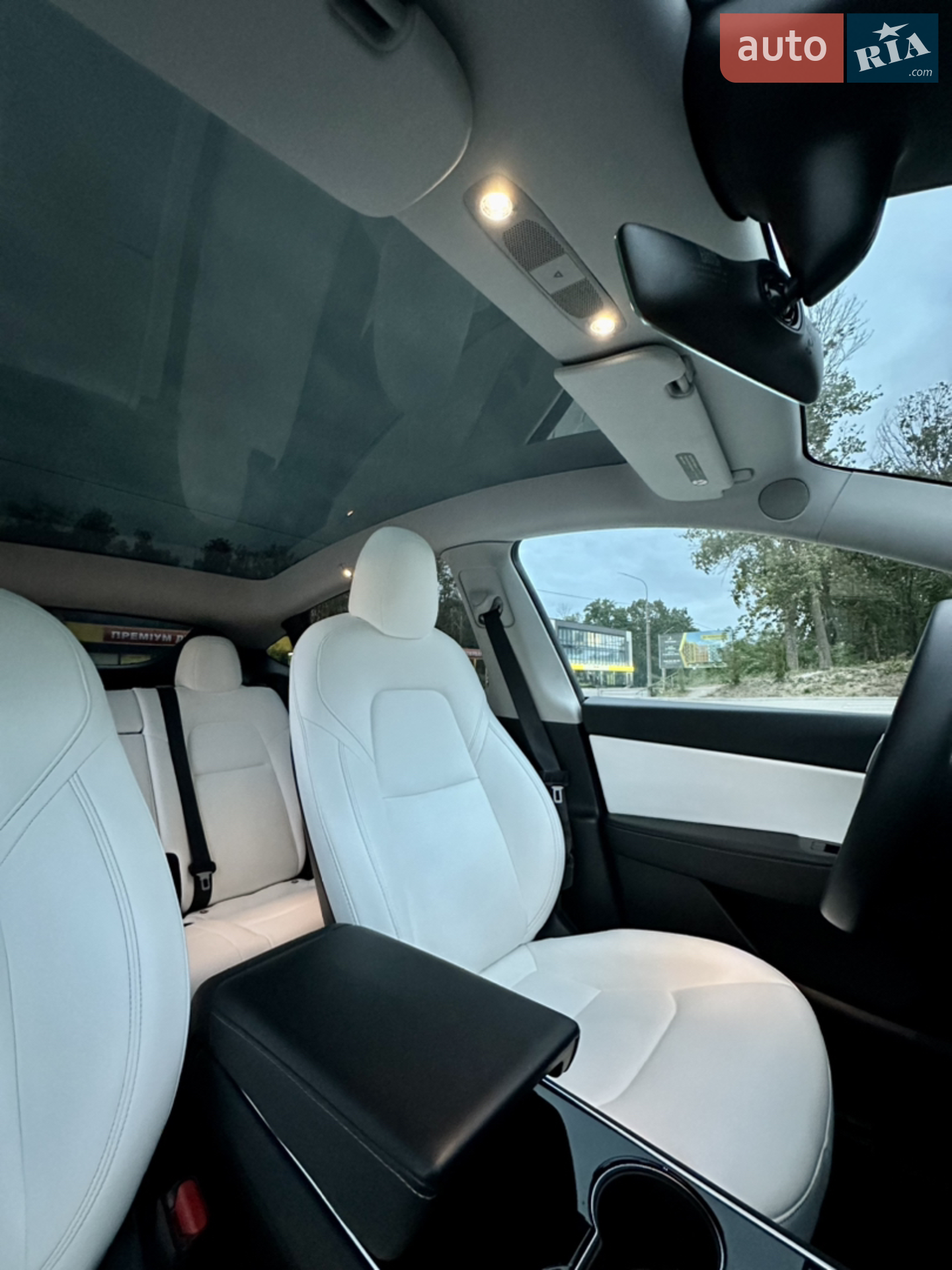 2020 Tesla Model Y - мініатюра 21