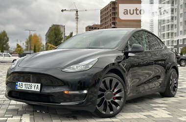 Внедорожник / Кроссовер Tesla Model Y 2022 в 