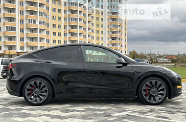 Внедорожник / Кроссовер Tesla Model Y 2022 в 