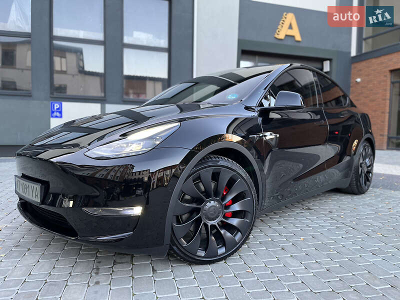 Tesla Model Y 2022