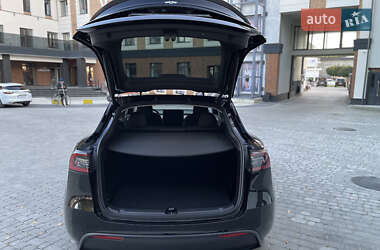 Внедорожник / Кроссовер Tesla Model Y 2022 в 