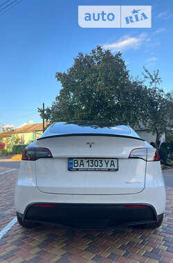 Внедорожник / Кроссовер Tesla Model Y 2022 в Умани