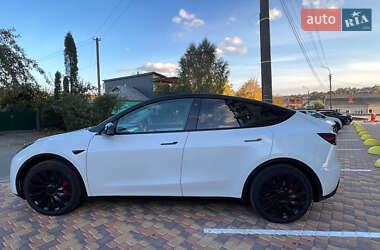 Внедорожник / Кроссовер Tesla Model Y 2022 в Умани