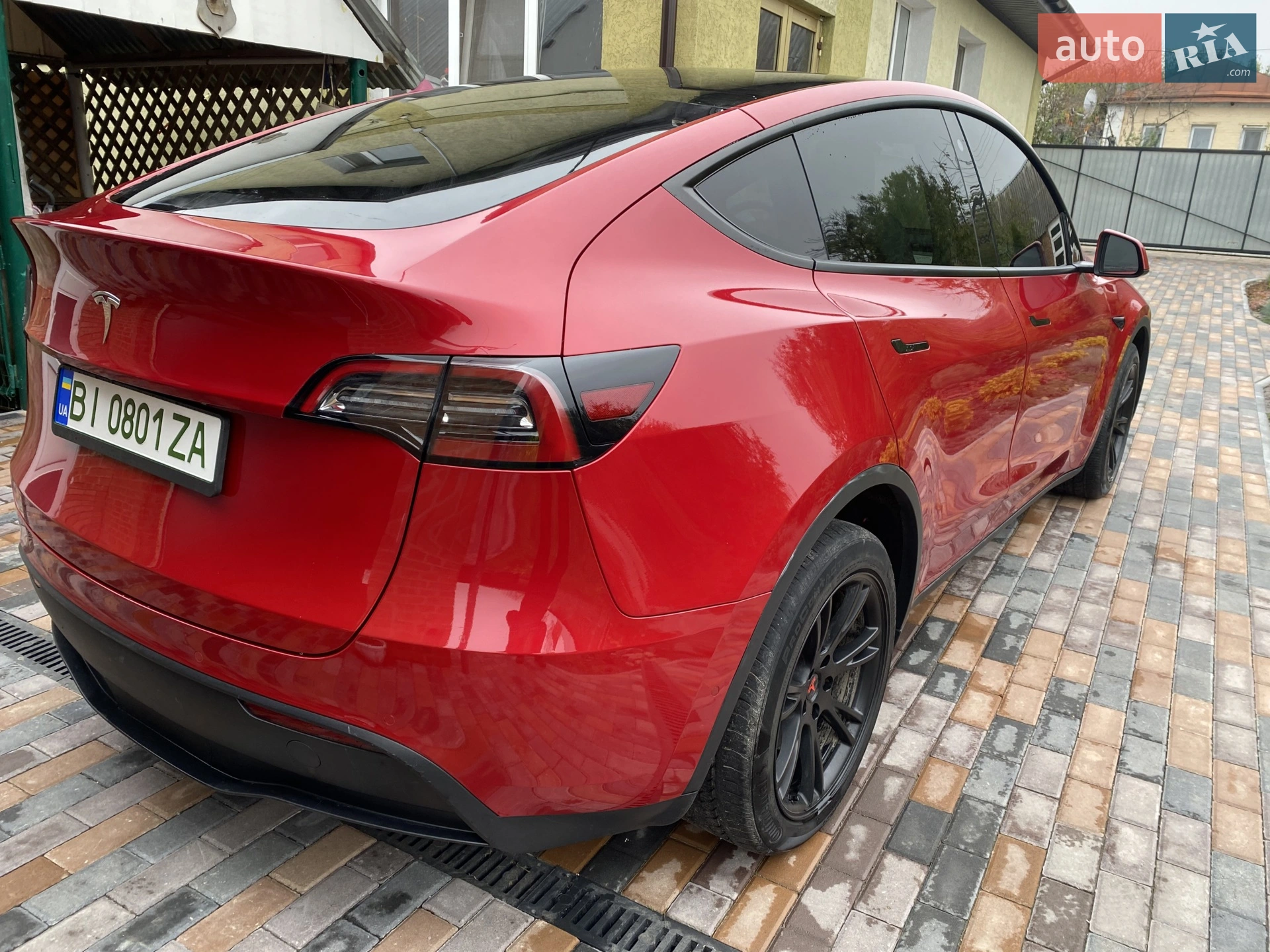 2021 Tesla Model Y - мініатюра 3