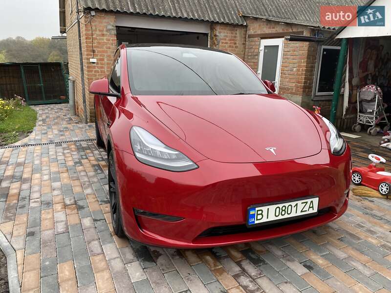 Внедорожник / Кроссовер Tesla Model Y 2021 в Полтаве