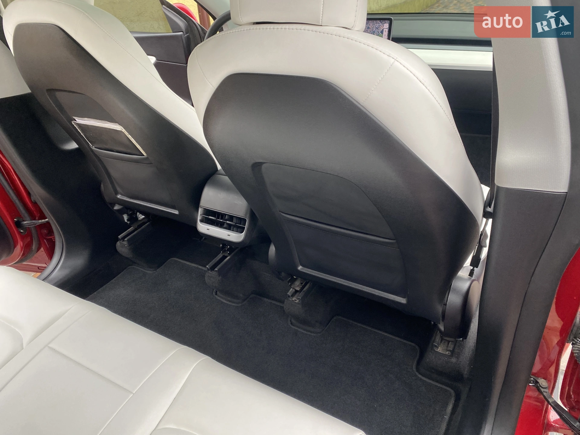 2021 Tesla Model Y - мініатюра 13
