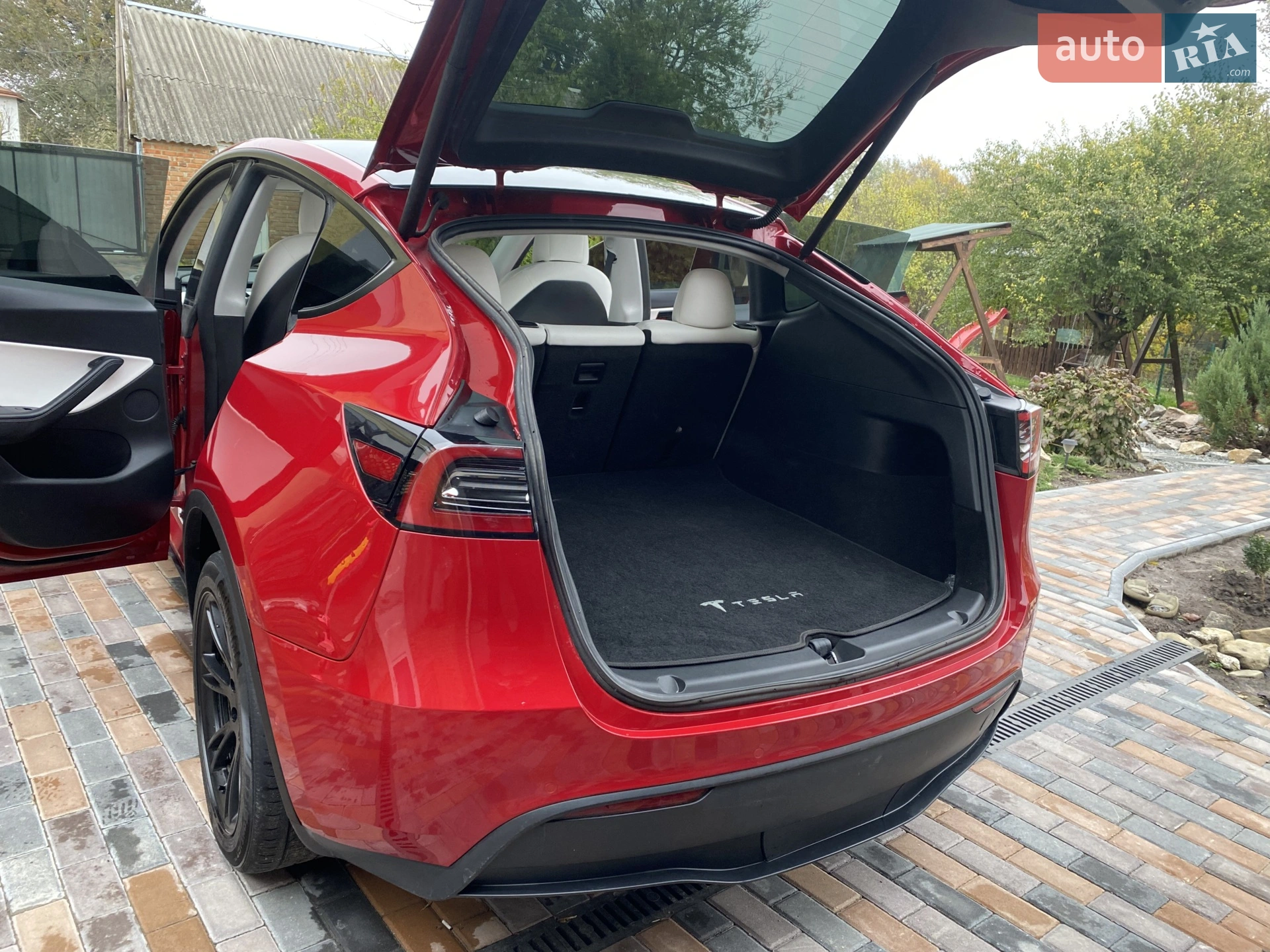 2021 Tesla Model Y - мініатюра 5