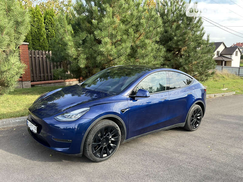 Tesla Model Y 2020