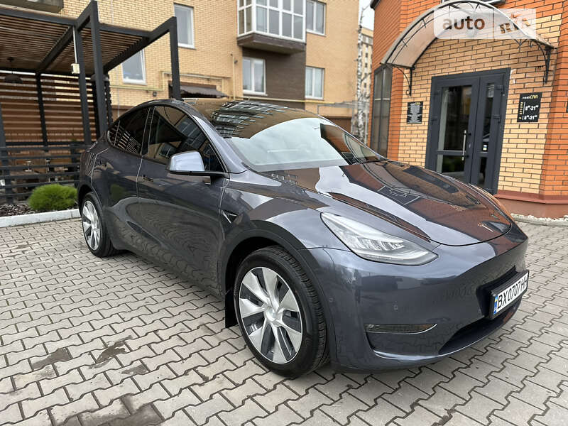 Внедорожник / Кроссовер Tesla Model Y 2021 в Хмельницком