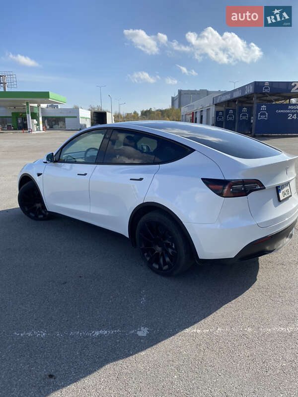 Позашляховик / Кросовер Tesla Model Y 2022 в Запоріжжі