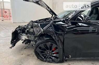 Внедорожник / Кроссовер Tesla Model Y 2022 в 