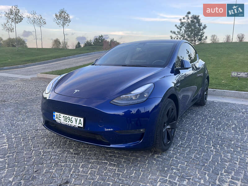 Внедорожник / Кроссовер Tesla Model Y 2022 в Днепре