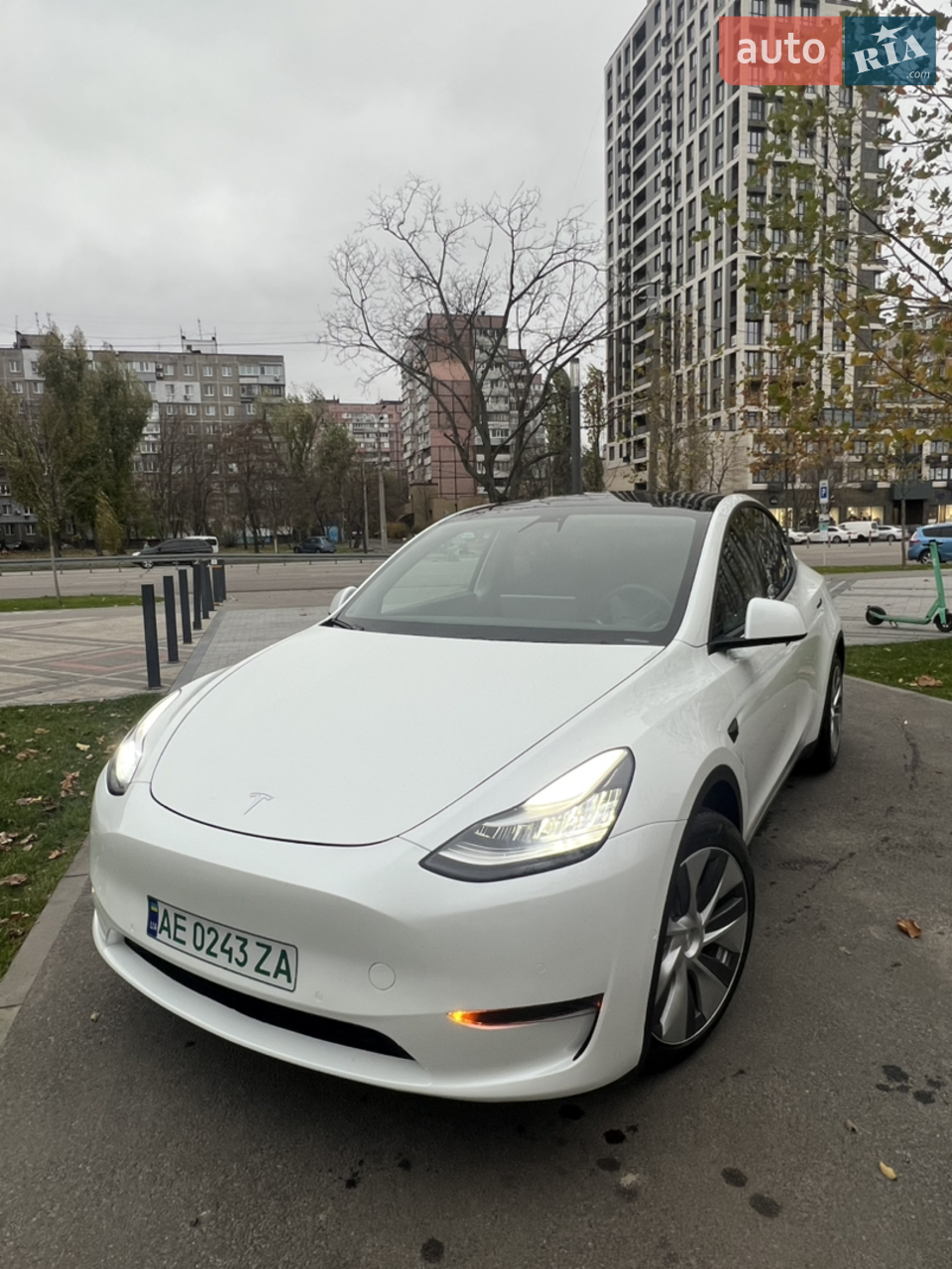 2021 Tesla Model Y - мініатюра 10