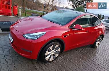 Внедорожник / Кроссовер Tesla Model Y 2021 в 