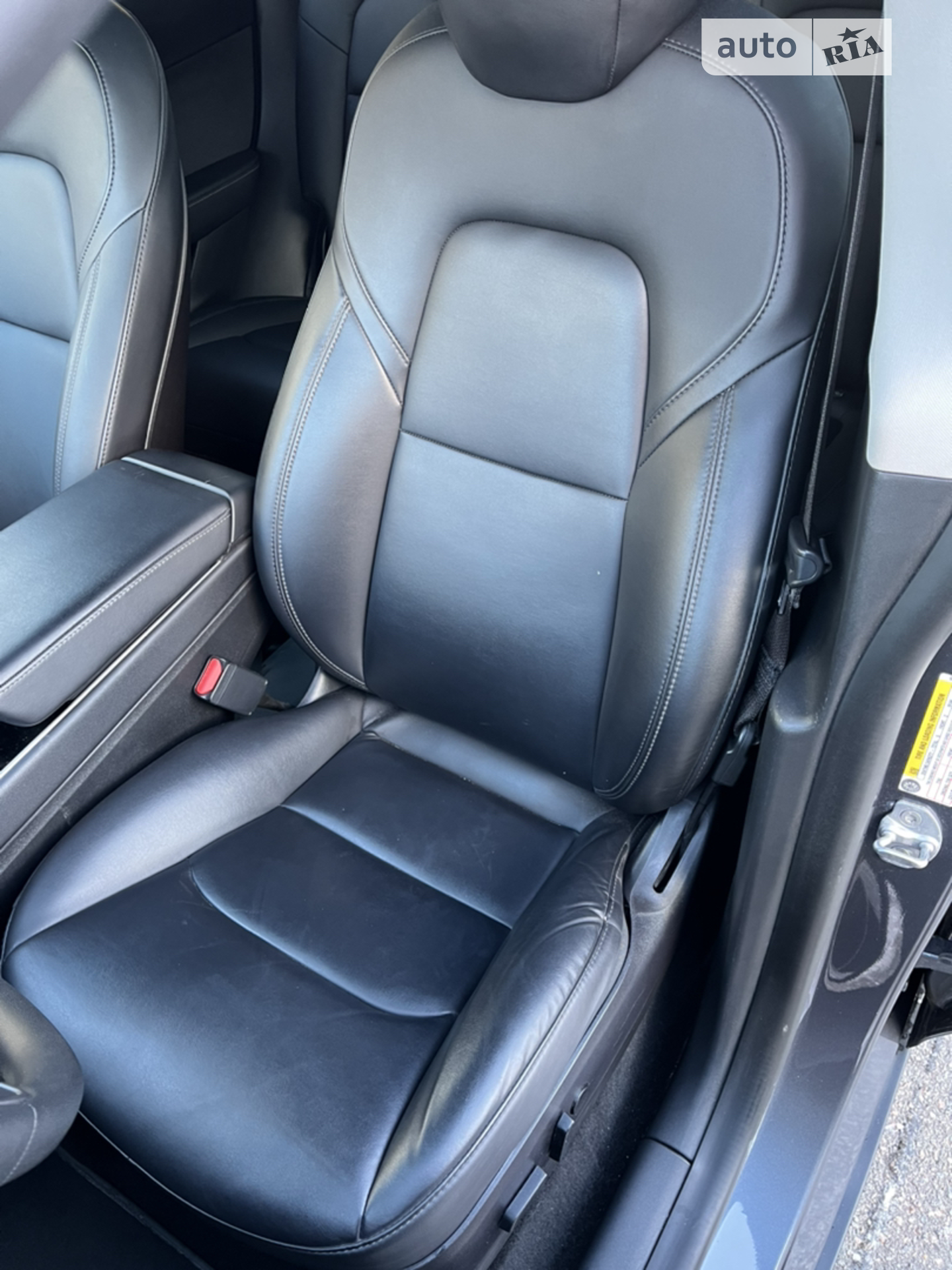 2020 Tesla Model Y - мініатюра 27