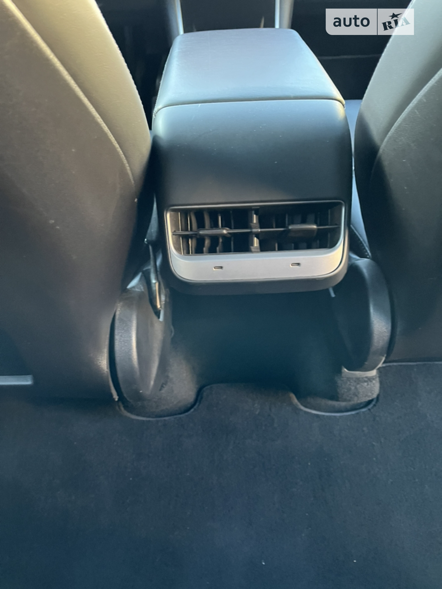 2020 Tesla Model Y - мініатюра 51