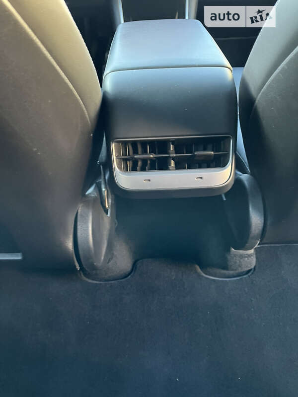 Внедорожник / Кроссовер Tesla Model Y 2020 в Харькове фото 51 Внедорожник / Кроссовер Tesla Model Y 2020 в Харькове