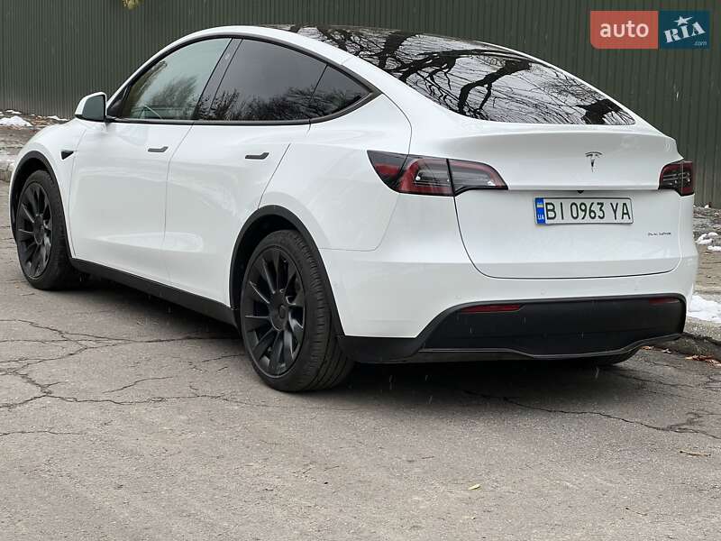Внедорожник / Кроссовер Tesla Model Y 2021 в Кременчуге
