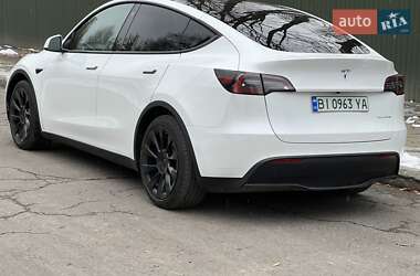 Позашляховик / Кросовер Tesla Model Y 2021 в 