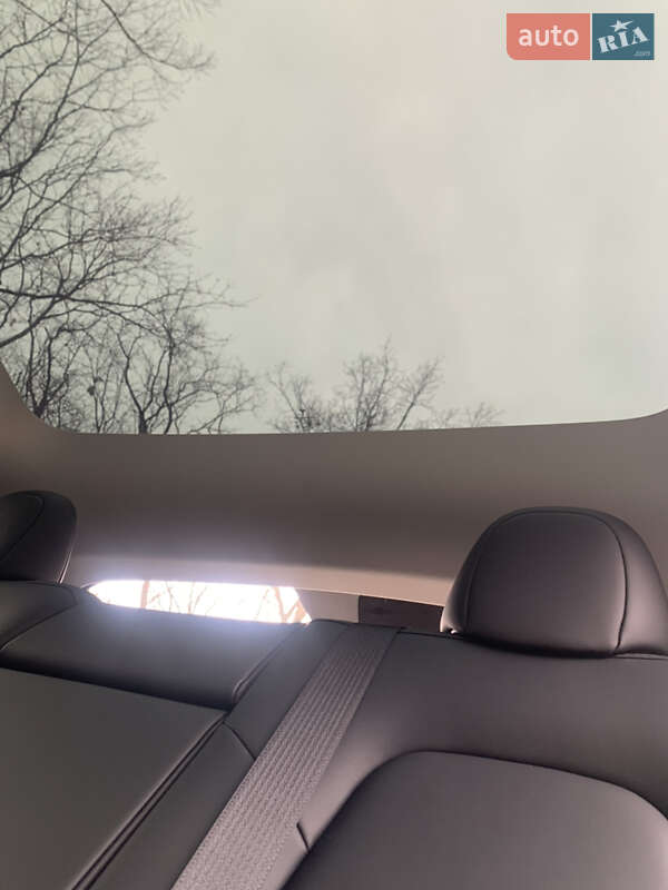 Внедорожник / Кроссовер Tesla Model Y 2022 в Новомосковске фото 15 Внедорожник / Кроссовер Tesla Model Y 2022 в Новомосковске