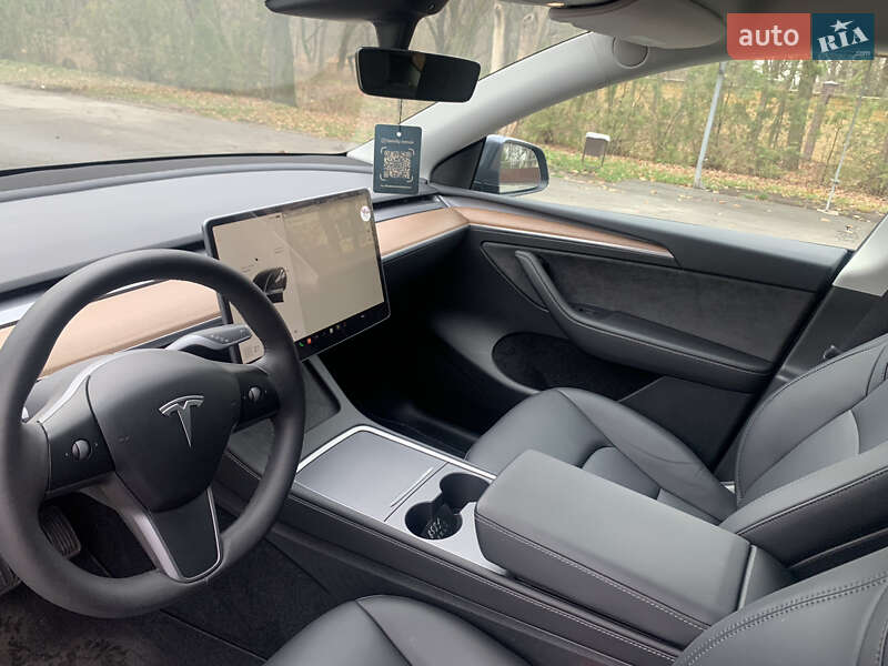 Внедорожник / Кроссовер Tesla Model Y 2022 в Новомосковске фото 22 Внедорожник / Кроссовер Tesla Model Y 2022 в Новомосковске