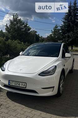 Внедорожник / Кроссовер Tesla Model Y 2021 в Ивано-Франковске