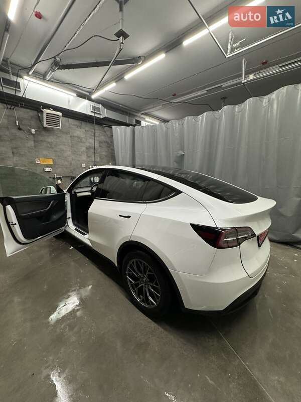 Внедорожник / Кроссовер Tesla Model Y 2021 в Киеве фото 7 Внедорожник / Кроссовер Tesla Model Y 2021 в Киеве