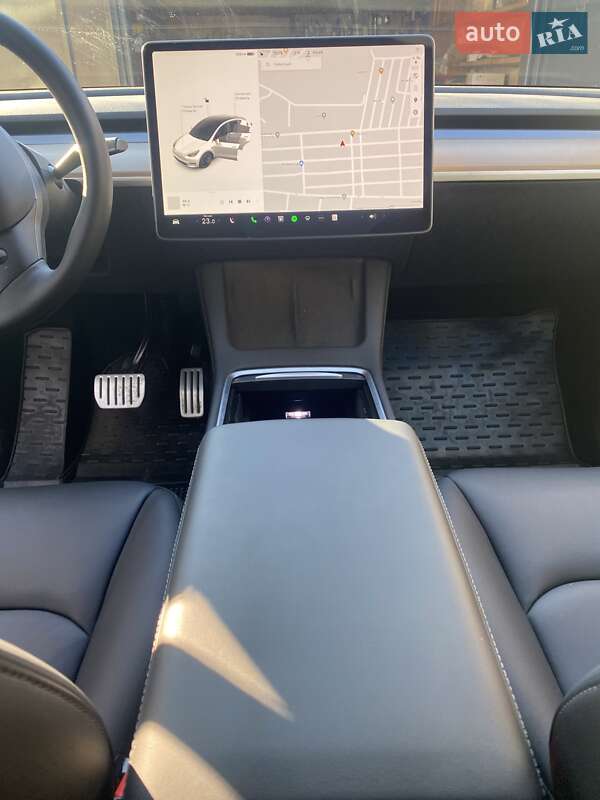 Внедорожник / Кроссовер Tesla Model Y 2022 в Днепре фото 13 Внедорожник / Кроссовер Tesla Model Y 2022 в Днепре