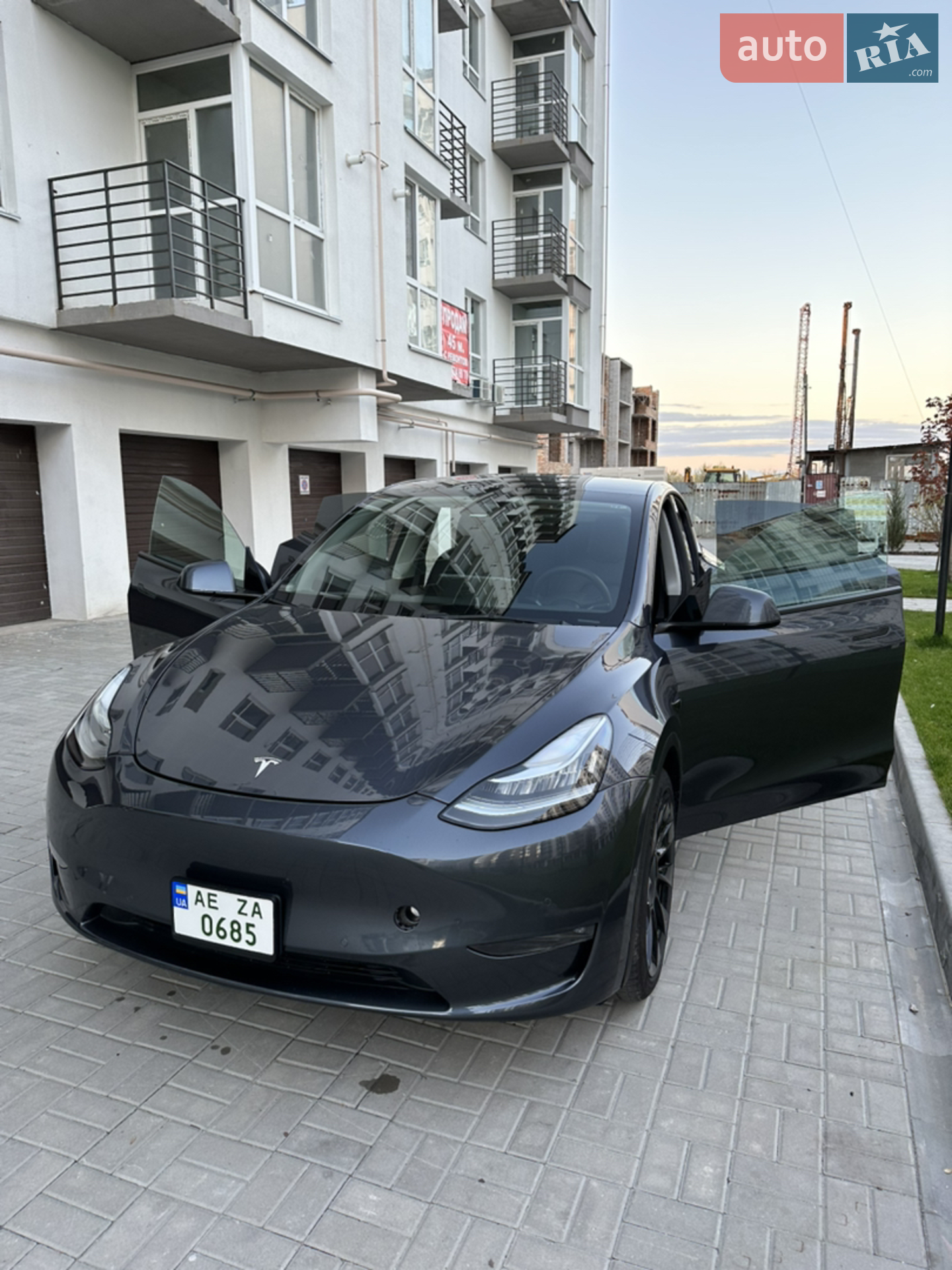 2021 Tesla Model Y - мініатюра 3