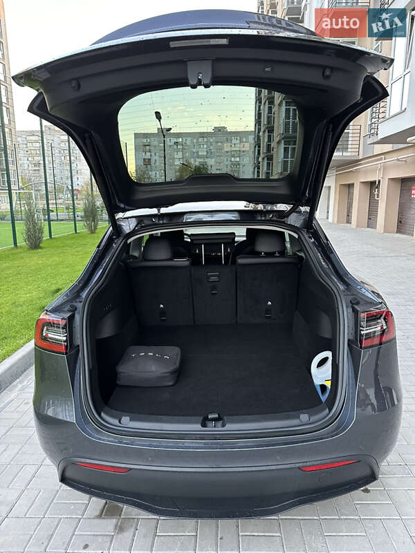Внедорожник / Кроссовер Tesla Model Y 2021 в Днепре