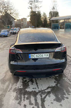 Внедорожник / Кроссовер Tesla Model Y 2022 в 