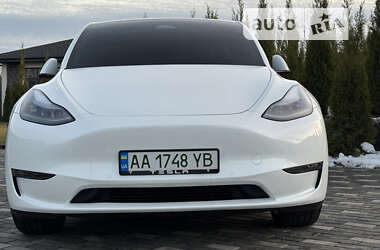 Внедорожник / Кроссовер Tesla Model Y 2022 в Киеве