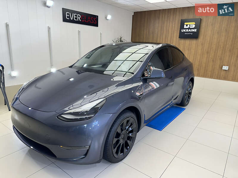 Внедорожник / Кроссовер Tesla Model Y 2022 в 